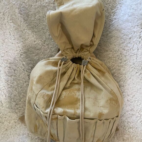 Vintage large canvas & Khaki camel large Backpack silver tone studs & hardwares - Picture 11 of 16